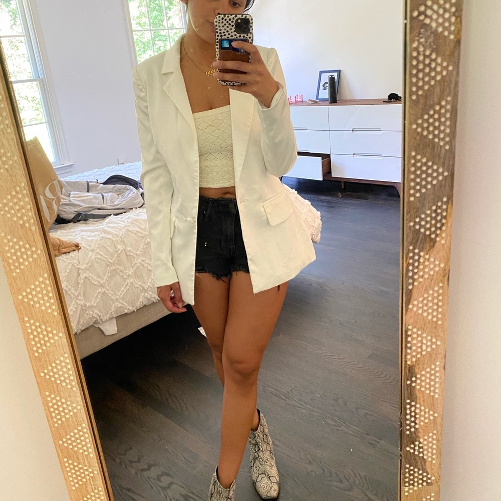 Super down White satin blazer